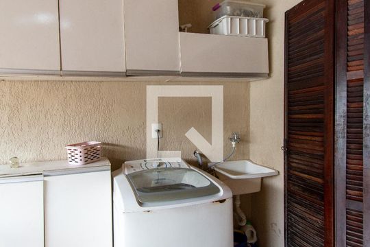Área de Serviço de casa à venda com 3 quartos, 128m² em Vila Sorocabana, Guarulhos