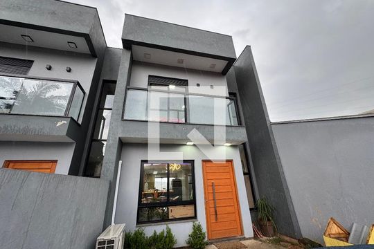 Fachada de casa à venda com 3 quartos, 110m² em Campestre, São Leopoldo