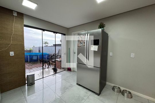 Cozinha de casa à venda com 3 quartos, 110m² em Campestre, São Leopoldo
