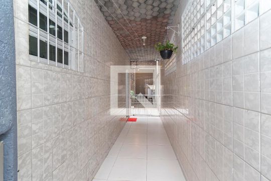 Quintal de casa à venda com 3 quartos, 320m² em Limoeiro, São Paulo