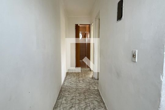Corredor de casa para alugar com 1 quarto, 35m² em Sítio Morro Grande, São Paulo