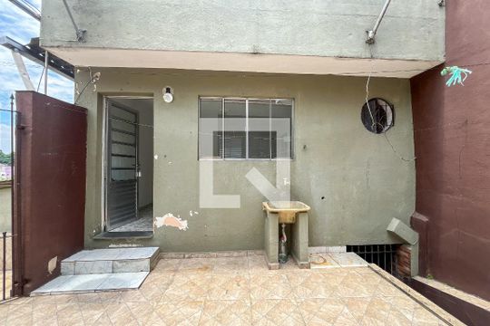 Quintal de casa para alugar com 1 quarto, 35m² em Sítio Morro Grande, São Paulo