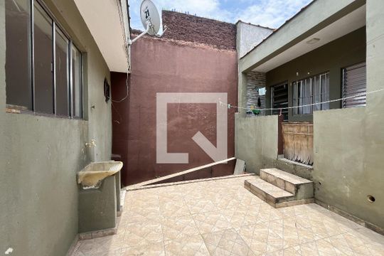 Quintal de casa para alugar com 1 quarto, 35m² em Sítio Morro Grande, São Paulo