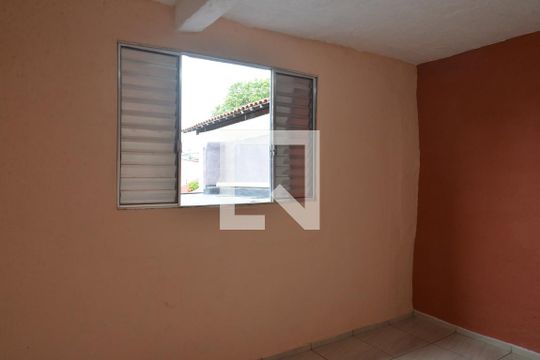 Quarto 1 de casa à venda com 2 quartos, 50m² em Vila Santo Alberto, Santo André