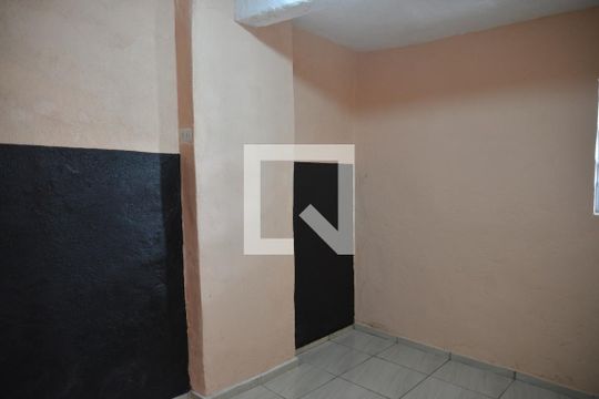 Quarto 2 de casa à venda com 2 quartos, 50m² em Vila Santo Alberto, Santo André