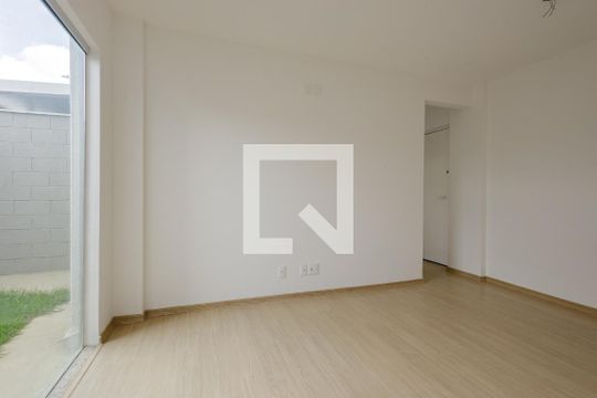 Sala de apartamento à venda com 2 quartos, 70m² em Goiânia, Belo Horizonte
