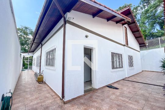 Quintal de casa à venda com 5 quartos, 466m² em City América, São Paulo