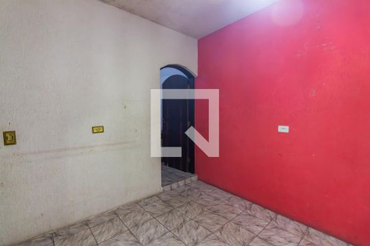 Sala  de casa à venda com 7 quartos, 400m² em Santa Maria, Osasco