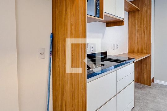 Cozinha de kitnet/studio à venda com 1 quarto, 27m² em Ipiranga, São Paulo