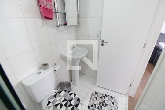 Banheiro de apartamento à venda com 2 quartos, 42m² em Vila Nova Cachoeirinha, São Paulo