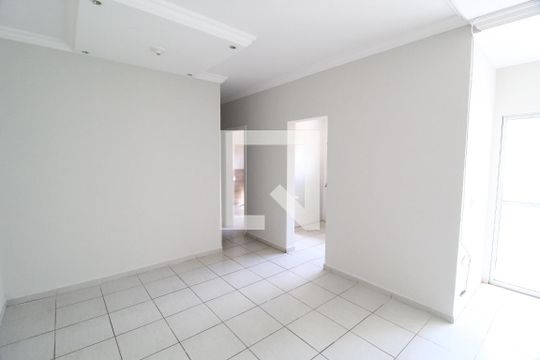 Sala de apartamento para alugar com 3 quartos, 85m² em Santa Luzia, Uberlândia