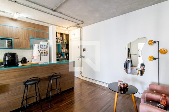 Sala de apartamento à venda com 2 quartos, 80m² em Jardim Flor da Montanha, Guarulhos