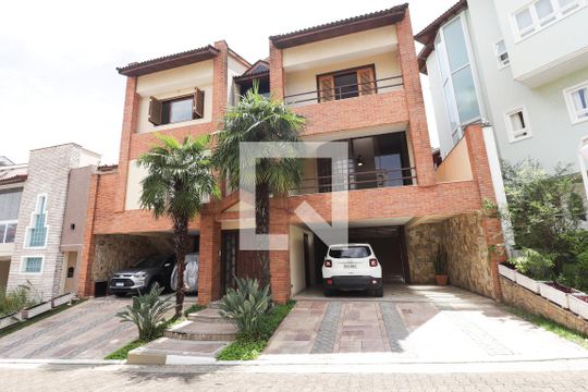 Fachada de casa de condomínio à venda com 3 quartos, 378m² em Tucuruvi, São Paulo