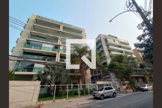 Fachada de apartamento para alugar com 3 quartos, 80m² em Pechincha, Rio de Janeiro