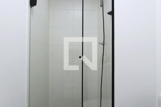 Banheiro da Suíte de kitnet/studio para alugar com 1 quarto, 27m² em Vila Nova Conceição, São Paulo