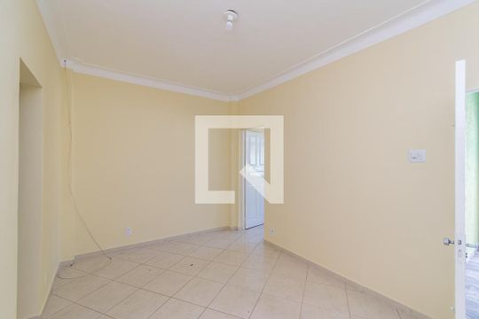 Sala de casa para alugar com 2 quartos, 90m² em Irajá, Rio de Janeiro