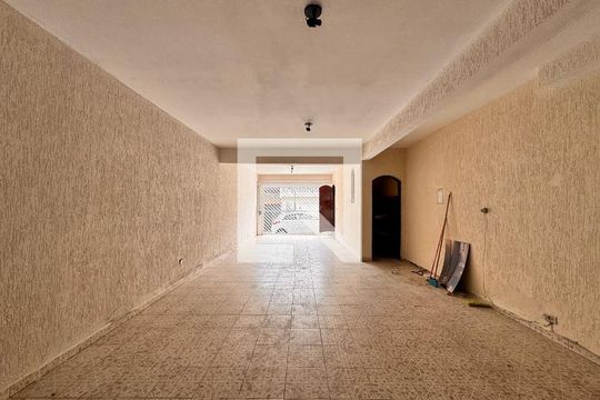 Garagem de casa para alugar com 4 quartos, 240m² em Parque Gerassi, Santo André
