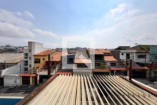 Vista  de casa para alugar com 4 quartos, 240m² em Parque Gerassi, Santo André