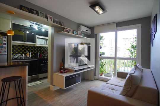 Apartamento à venda com 2 quartos, 56m² em Jardim Itu, Porto Alegre