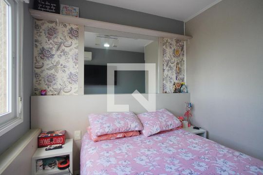 Suíte de apartamento à venda com 2 quartos, 56m² em Jardim Itu, Porto Alegre