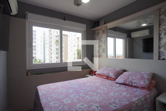 Suíte de apartamento à venda com 2 quartos, 56m² em Jardim Itu, Porto Alegre