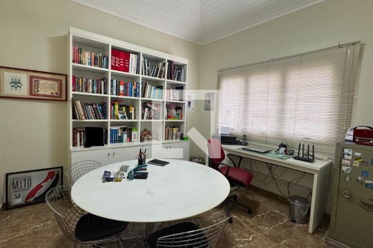 Escritório de casa de condomínio à venda com 5 quartos, 360m² em Alphaville, Santana de Parnaíba