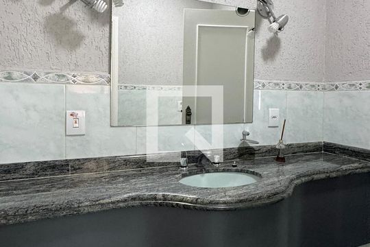 Banheiro da Suíte 3 de casa de condomínio à venda com 5 quartos, 360m² em Alphaville, Santana de Parnaíba