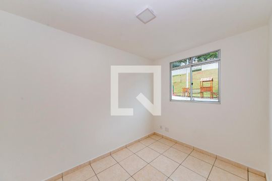 Quarto 1 de apartamento para alugar com 2 quartos, 45m² em Cabral, Contagem