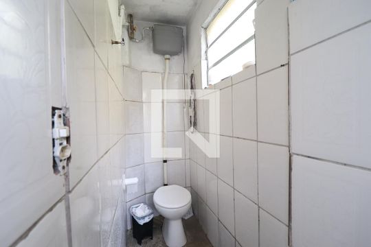 Banheiro de casa para alugar com 2 quartos, 300m² em Jardim Cristiane, Santo André
