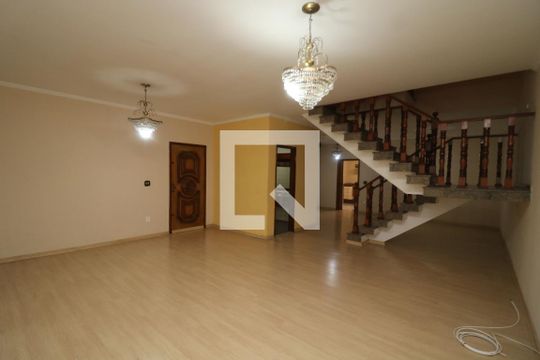 Casa à venda com 3 quartos, 300m² em Jardim Vila Formosa, São Paulo