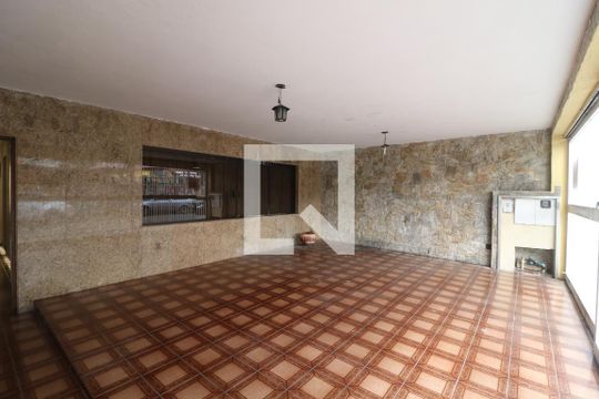 Garagem de casa à venda com 3 quartos, 300m² em Jardim Vila Formosa, São Paulo