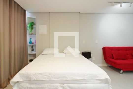 Quarto de kitnet/studio à venda com 2 quartos, 76m² em Centro, São Paulo