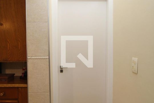 Lavabo de casa à venda com 3 quartos, 130m² em Vila Paiva, São Paulo