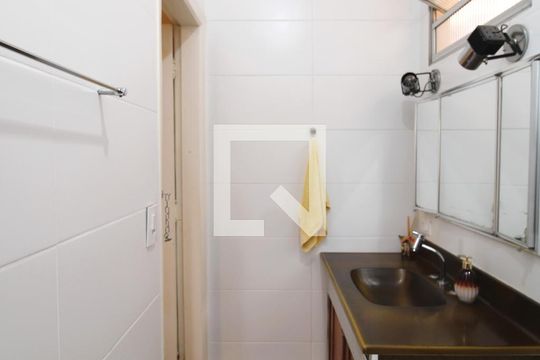Banheiro da Suíte de casa à venda com 3 quartos, 130m² em Vila Paiva, São Paulo