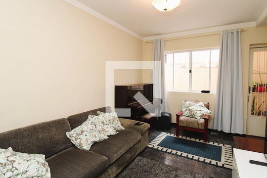 Sala de casa à venda com 3 quartos, 130m² em Vila Paiva, São Paulo