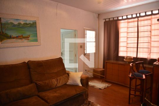 Sala de casa para alugar com 2 quartos, 350m² em Vila Príncipe de Gales, Santo André