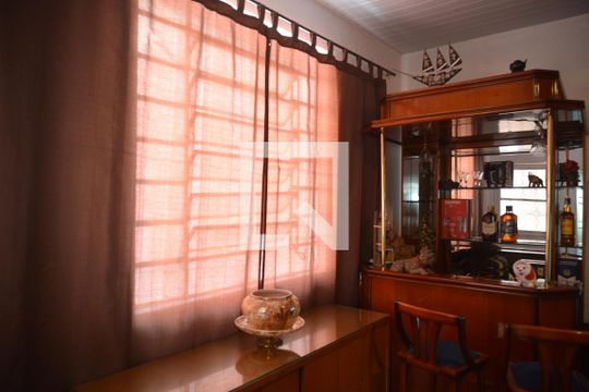 Sala de casa para alugar com 2 quartos, 350m² em Vila Príncipe de Gales, Santo André