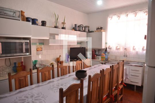 Cozinha de casa para alugar com 2 quartos, 350m² em Vila Príncipe de Gales, Santo André