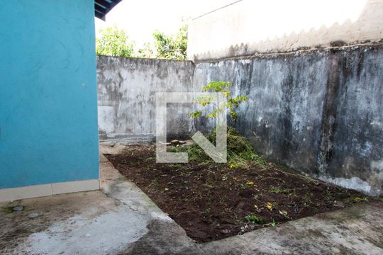 ÁREA EXTERNA FUNDOS de casa à venda com 3 quartos, 250m² em Jardim Myrian Moreira da Costa, Campinas
