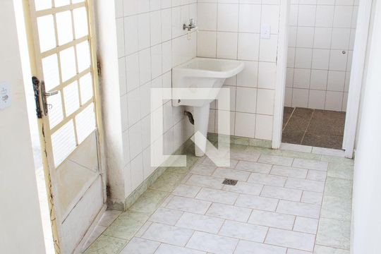 ÁREA DE SERVIÇO de casa à venda com 3 quartos, 250m² em Jardim Myrian Moreira da Costa, Campinas