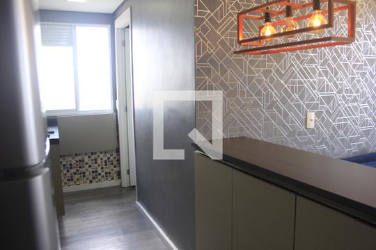 Cozinha  de apartamento à venda com 2 quartos, 36m² em Vila das Bandeiras, Guarulhos