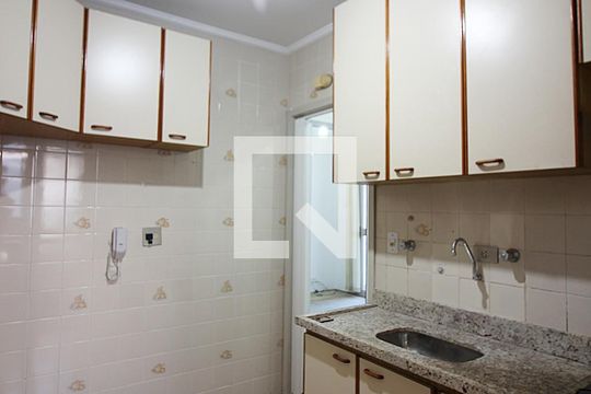 Cozinha de apartamento para alugar com 3 quartos, 69m² em Rudge Ramos, São Bernardo do Campo