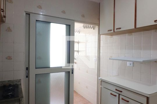 Cozinha  de apartamento para alugar com 3 quartos, 69m² em Rudge Ramos, São Bernardo do Campo