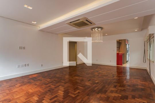 Sala de casa para alugar com 3 quartos, 350m² em São Sebastião, Porto Alegre