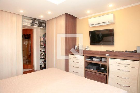 Quarto 1 Suíte de apartamento à venda com 2 quartos, 104m² em Petrópolis, Porto Alegre