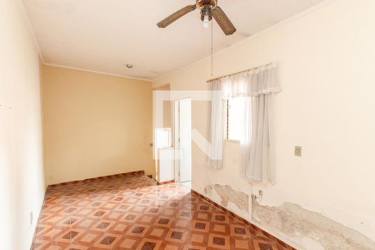 Suíte de casa à venda com 3 quartos, 220m² em Vila Medeiros, São Paulo