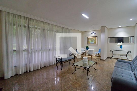 Área comum de apartamento para alugar com 3 quartos, 90m² em Jardim Londrina, São Paulo