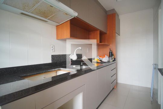 Cozinha de apartamento para alugar com 1 quarto, 55m² em Ideal, Novo Hamburgo