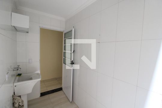 Área de Serviço de apartamento para alugar com 1 quarto, 72m² em Vila Piaui, São Paulo