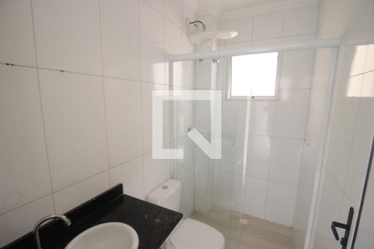 Banheiro de apartamento para alugar com 1 quarto, 72m² em Vila Piaui, São Paulo